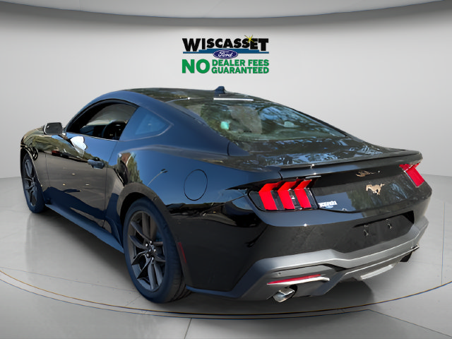 Used 2025 Ford Mustang Premium RWD image 17