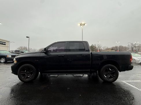 Used 2016 RAM 1500 Sport w/ Black Ram 1500 Sport Group image 4