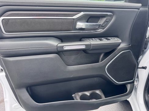 Used 2025 RAM 1500 Laramie AWD/4WD image 23