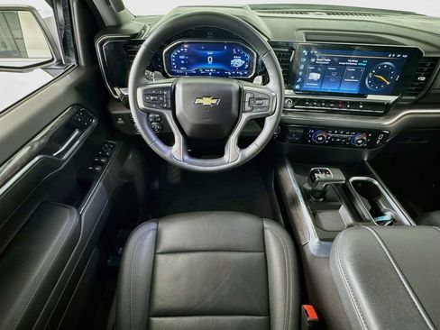 Used 2024 Chevrolet Silverado 1500 LTZ w/ Technology Package AWD/4WD image 23