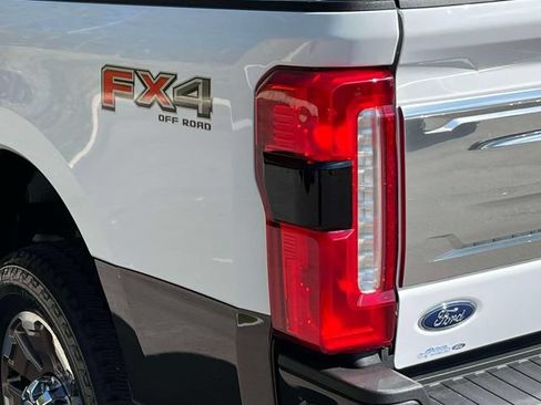 Certified 2025 Ford F350 King Ranch w/ FX4 Off-Road Package AWD/4WD image 10