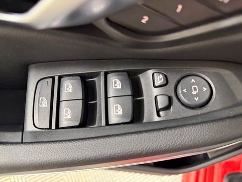 Used 2022 BMW 330i xDrive Sedan w/ Driving Assistance Package image 19