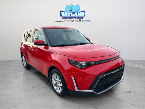 Used 2024 Kia Soul LX w/ Option Group 015 FWD image 7