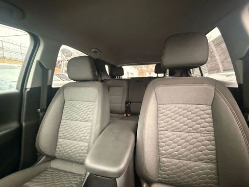 Used 2019 Chevrolet Equinox LT w/ Driver Convenience Package image 25