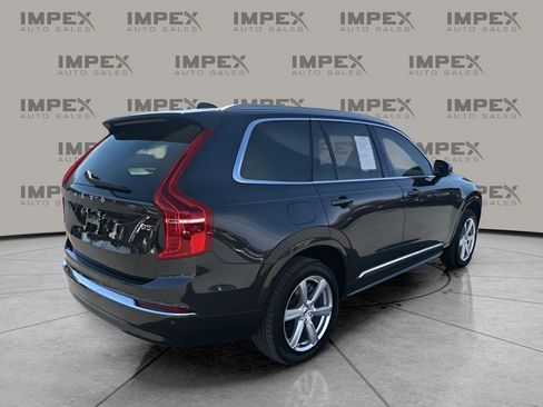 Used 2024 Volvo XC90 B5 Core image 5
