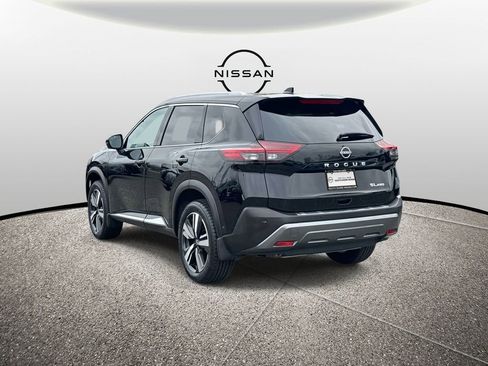 Used 2023 Nissan Rogue SL w/ SL Premium Package image 7