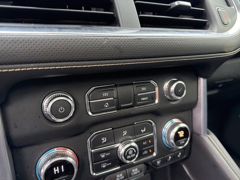 Used 2021 GMC Yukon SLT w/ SLT Luxury Plus Package image 30