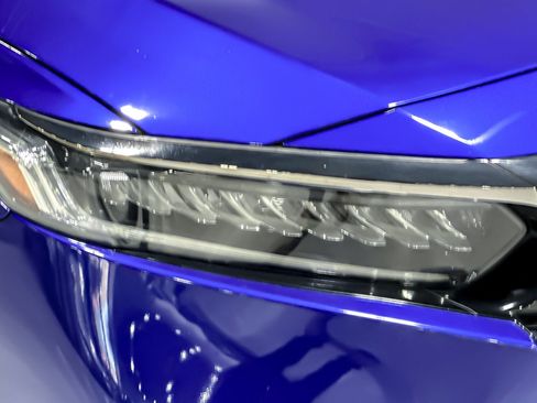 Used 2022 Honda Accord Sport image 12
