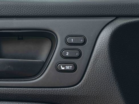 Used 2025 Honda Odyssey Sport-L image 39