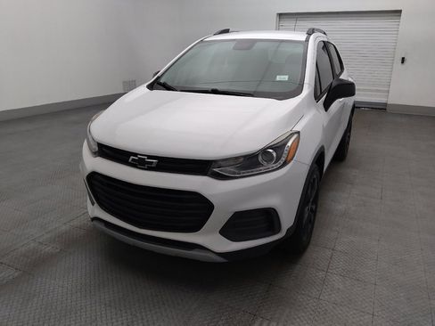 Used 2020 Chevrolet Trax LT w/ Redline Edition FWD image 15
