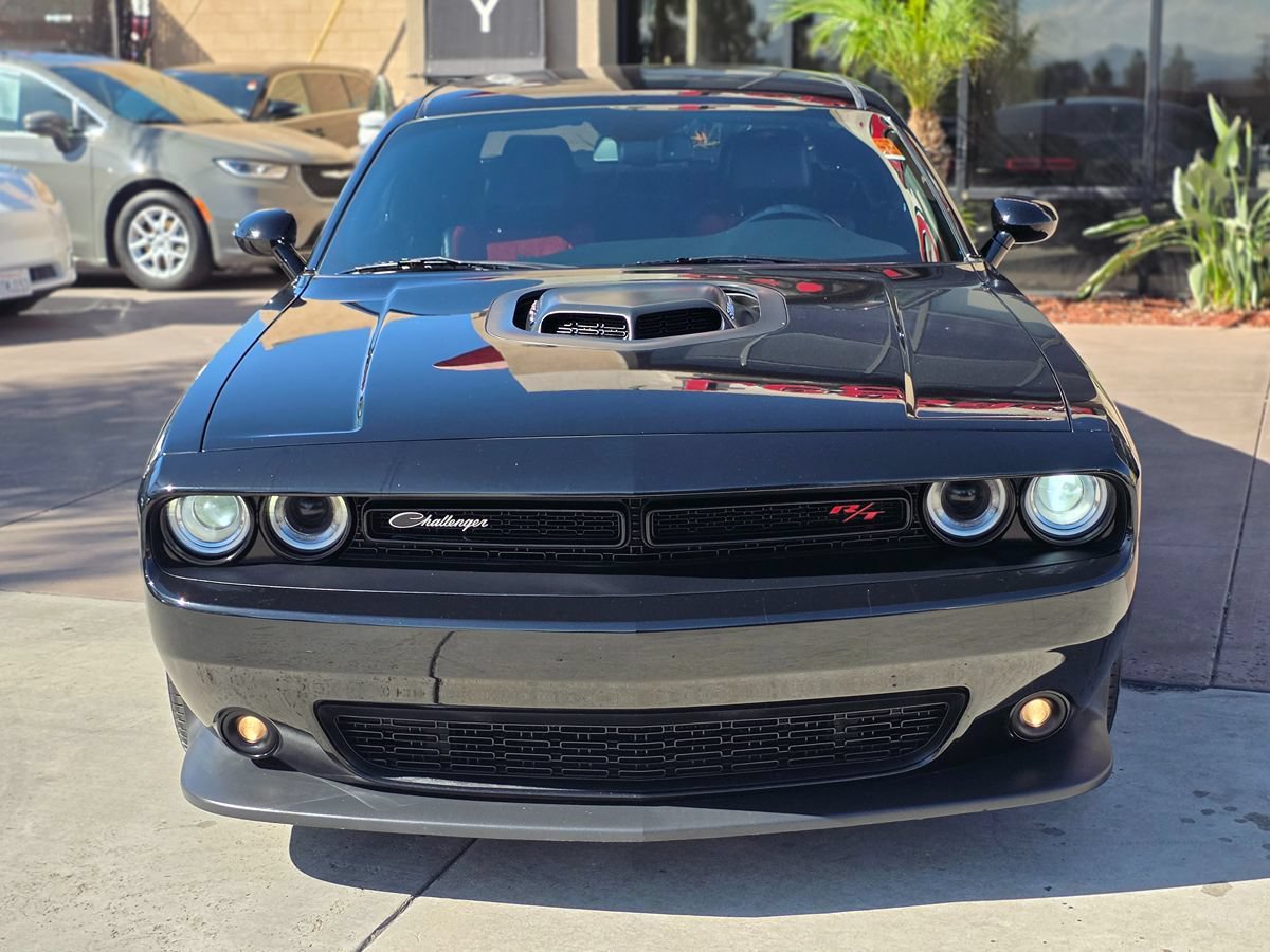 Used 2018 Dodge Challenger R/T Scat Pack RWD image 4