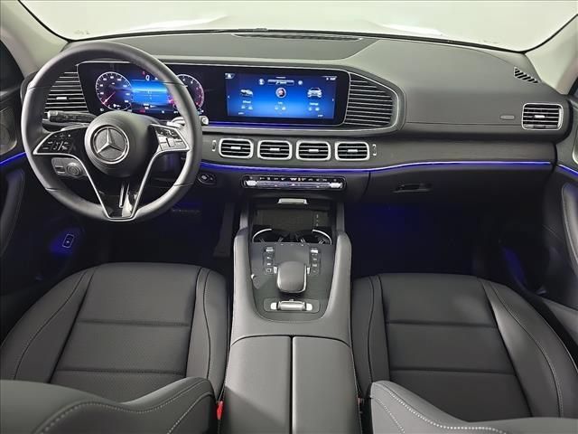 Used 2026 Mercedes-Benz GLS 450 4MATIC image 30