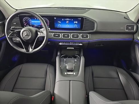 New 2026 Mercedes-Benz GLS 450 4MATIC image 30