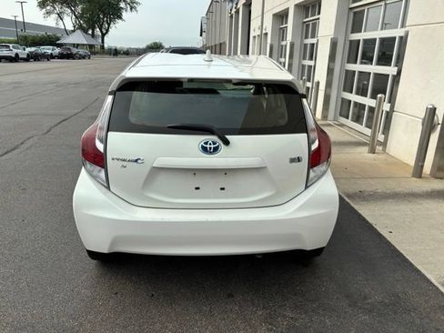 Used 2015 Toyota Prius C Two FWD image 5