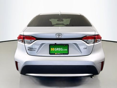 Used 2022 Toyota Corolla LE w/ LE Convenience Package FWD image 8