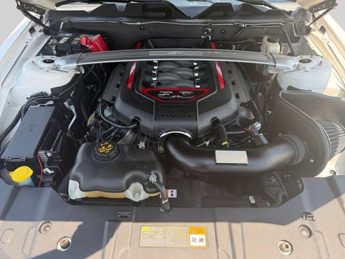Used 2013 Ford Mustang GT Premium w/ Electronics Pkg RWD image 20