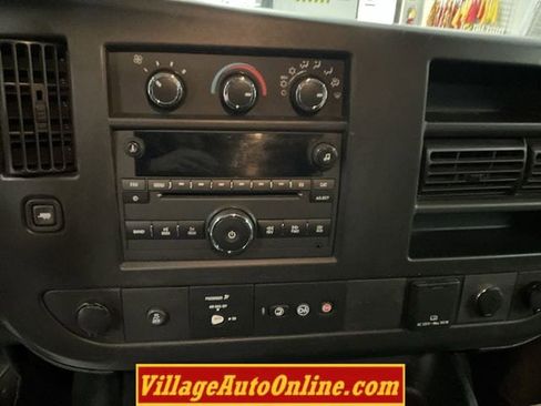 Used 2020 Chevrolet Express 2500 w/ Communications Package RWD image 17