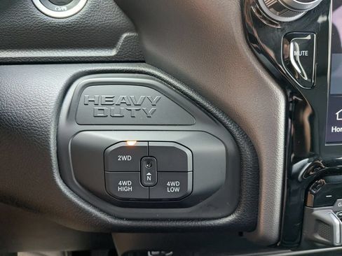 Used 2026 RAM 2500 Big Horn AWD/4WD image 29
