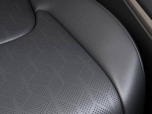 New 2026 Kia Carnival LXS image 24