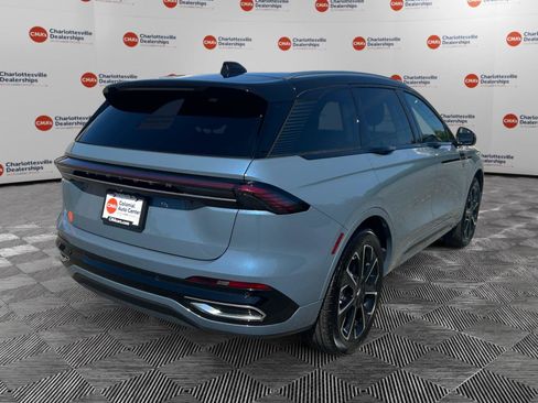New 2026 Lincoln Nautilus Reserve AWD/4WD image 5