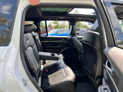 Certified 2026 Jeep Grand Cherokee Limited w/ Limited Altitude Package AWD/4WD image 20