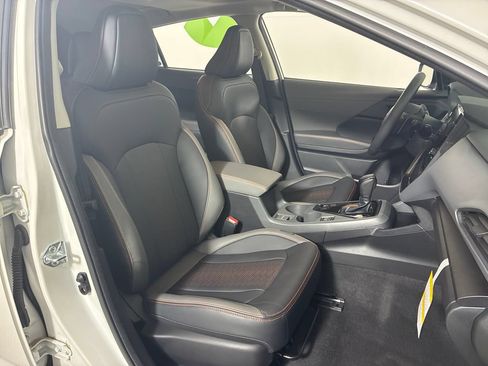 Used 2025 Subaru Crosstrek 2.5i Limited w/ Crosstrek Mirror Package AWD/4WD image 33