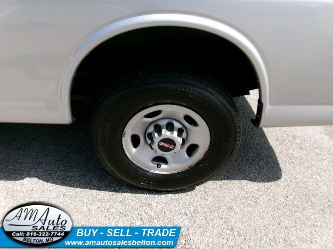 Used 2022 GMC Savana 2500 w/ Driver Convenience Package RWD image 20
