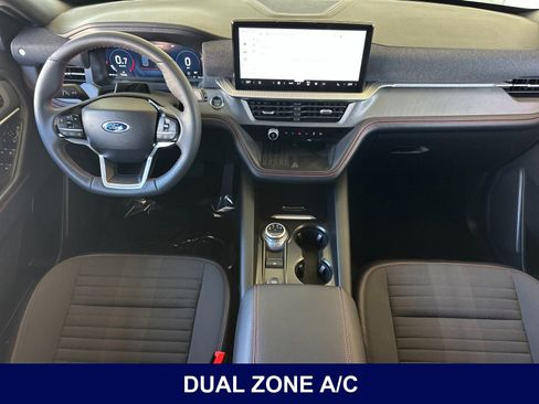 Used 2025 Ford Explorer ST-Line w/ Premium Package RWD image 16