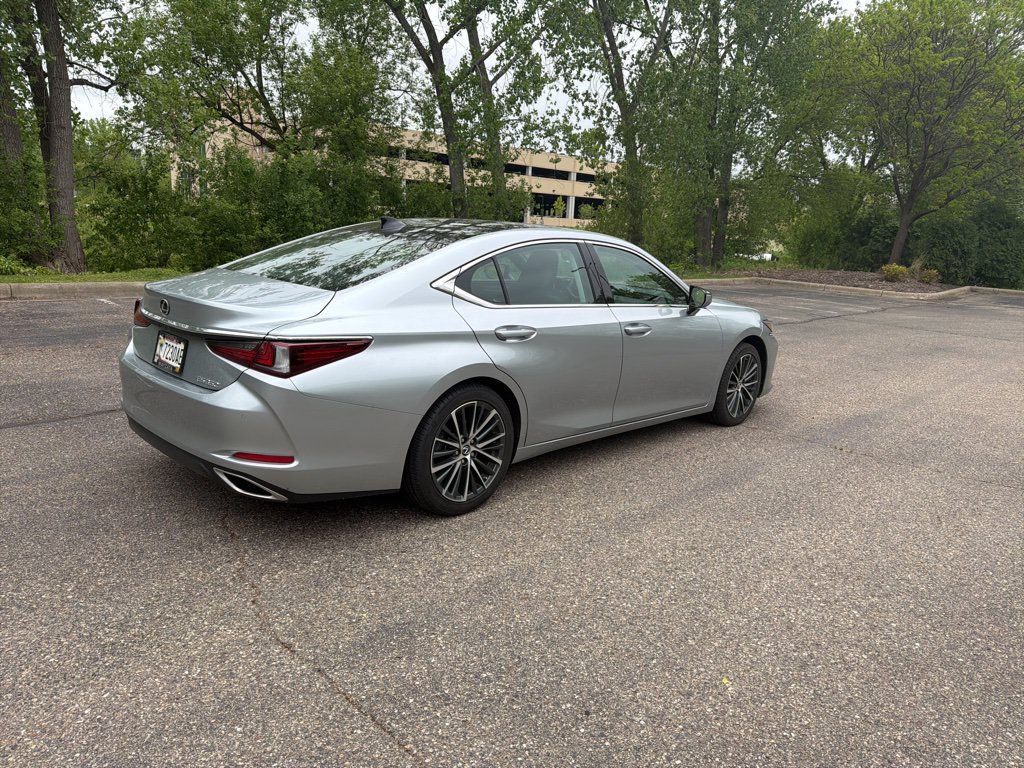 Certified 2023 Lexus ES 350 w/ Premium Package FWD image 21
