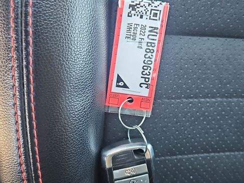 Certified 2022 Ford Escape SEL w/ SEL Stealth AWD Package image 20