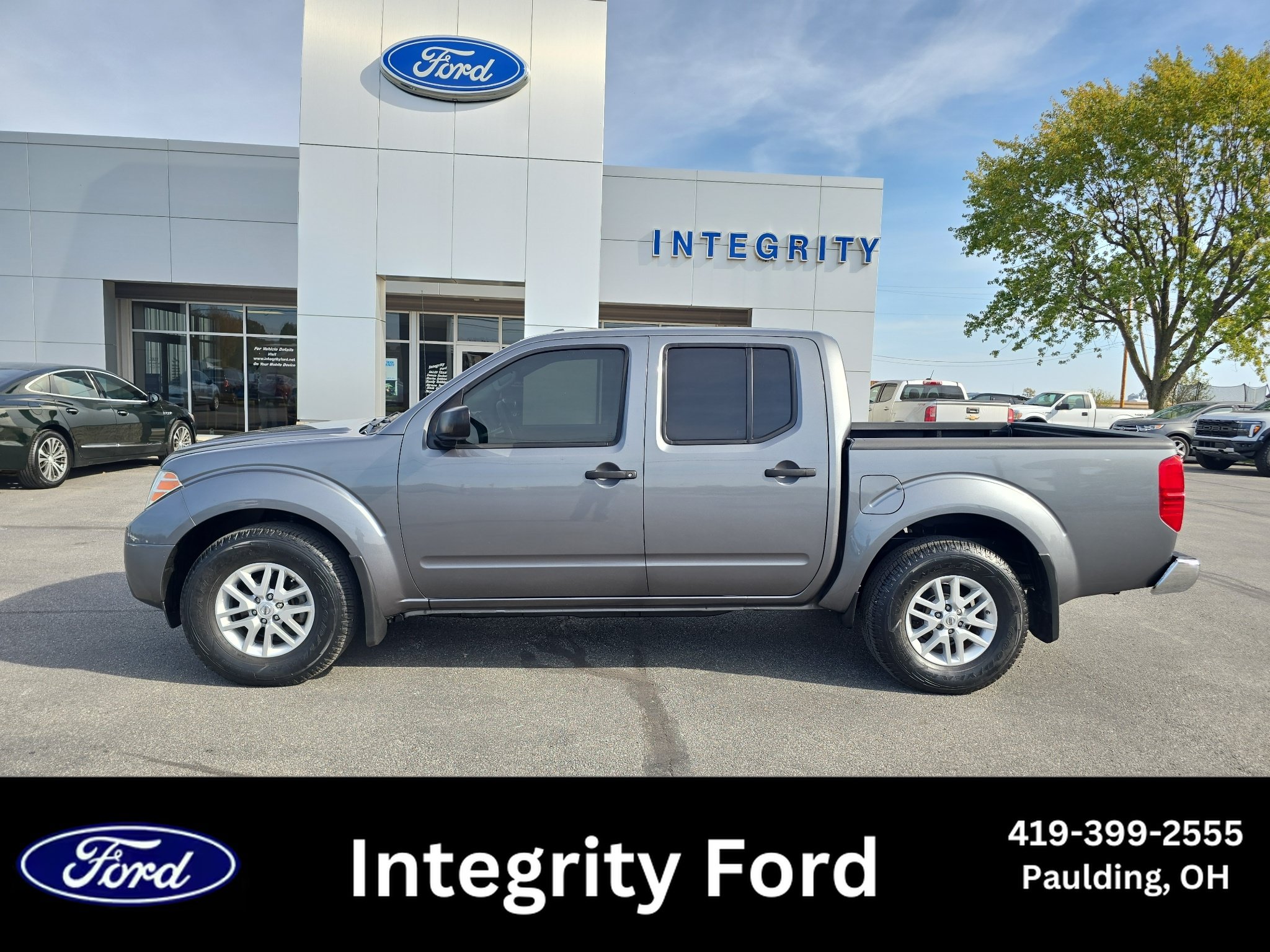 Used 2018 Nissan Frontier SV RWD image 1