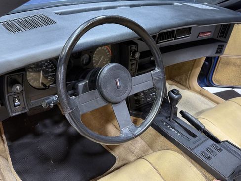 Used 1987 Chevrolet Camaro Z28 image 68