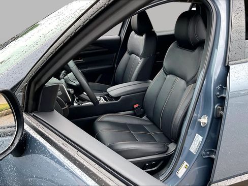 Used 2024 MAZDA CX-50 AWD 2.5 S w/ Premium Plus Pkg image 8