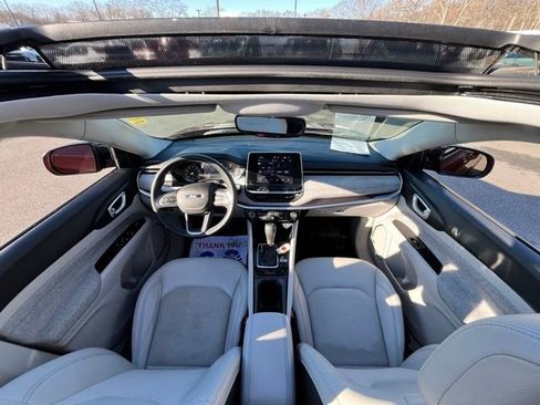 Used 2022 Jeep Compass Latitude w/ Sun and Sound Group image 23