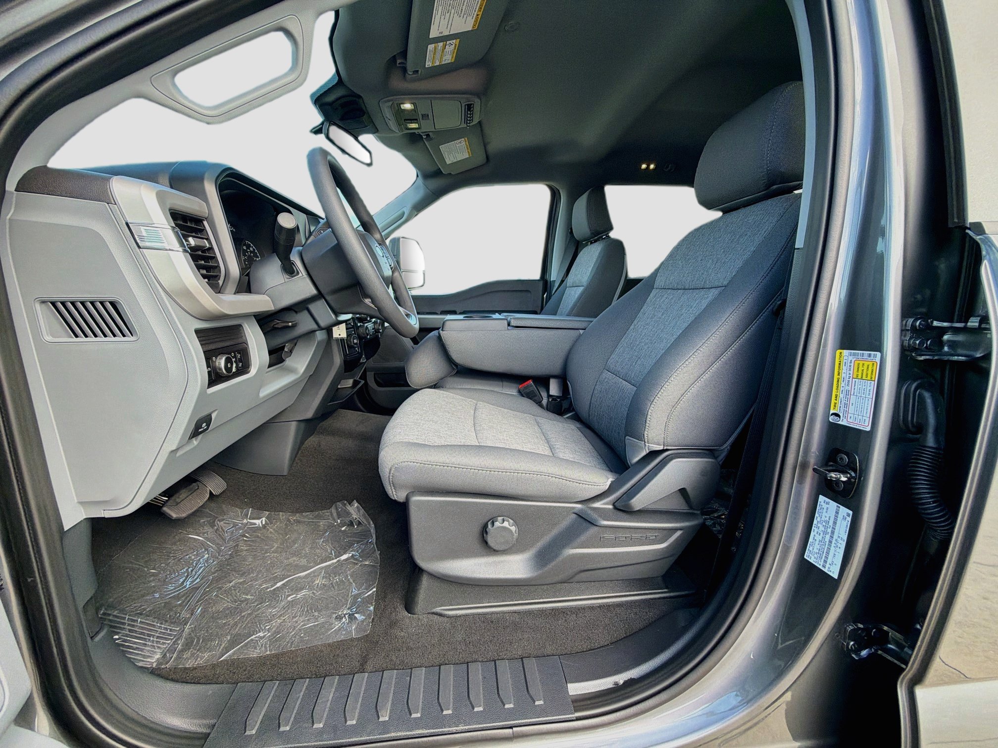 New 2027 Ford F350 XL w/ STX Appearance Package AWD/4WD image 15