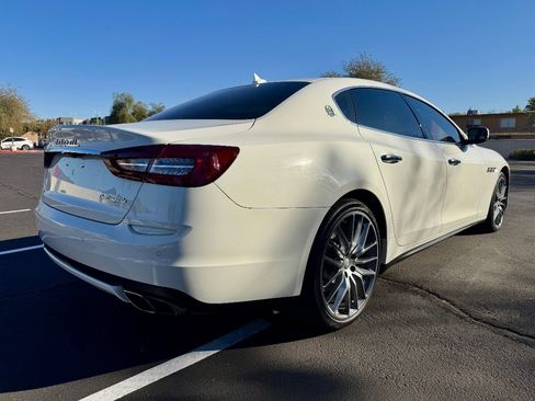 Used 2014 Maserati Quattroporte GTS image 7