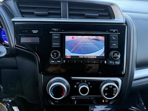 Used 2016 Honda Fit LX image 32