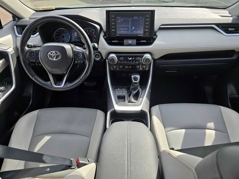 Used 2021 Toyota RAV4 XLE Premium AWD/4WD image 18