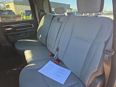 Used 2024 RAM 2500 Big Horn image 9