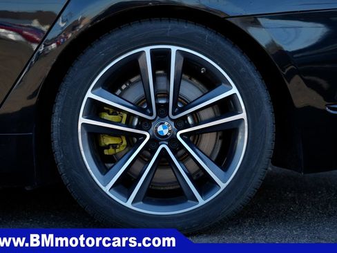 Used 2020 BMW 750i xDrive w/ Cold Weather Package AWD/4WD image 16