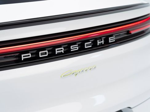 New 2026 Porsche Cayenne E-Hybrid Coupe image 13