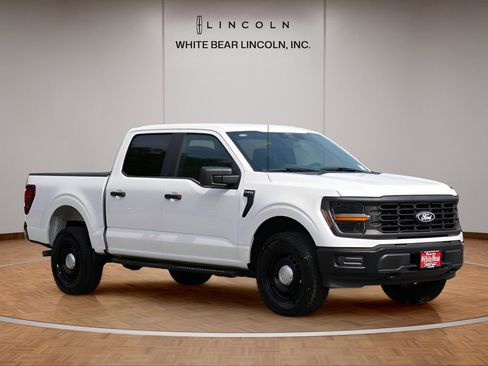 Used 2024 Ford F150 XL image 3