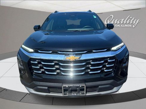 Used 2025 Chevrolet Equinox LT w/ Convenience Package II FWD image 11
