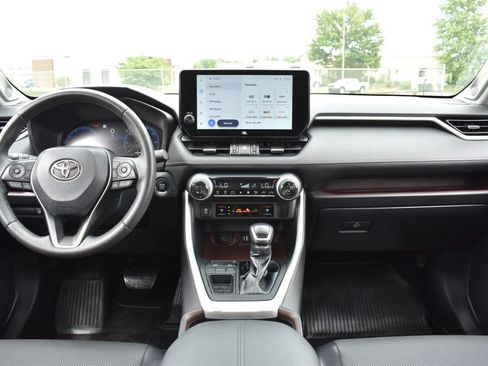 Used 2023 Toyota RAV4 Limited FWD image 14