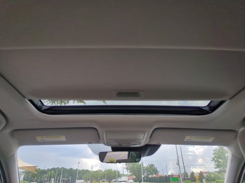 Used 2019 Honda Accord EX-L image 25