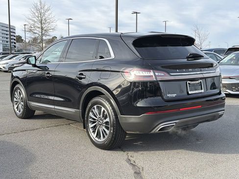 Used 2023 Lincoln Nautilus Reserve image 3