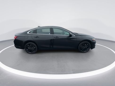 Used 2024 Chevrolet Malibu LT w/ Midnight Edition image 9