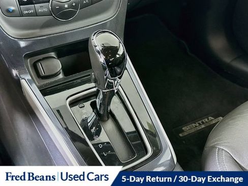 Used 2018 Nissan Sentra SR w/ SR Midnight Edition Package FWD image 23