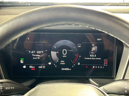 Used 2025 GMC Terrain Elevation AWD/4WD image 14