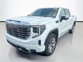 Used 2022 GMC Sierra 1500 Denali w/ Denali Reserve Package AWD/4WD video 1